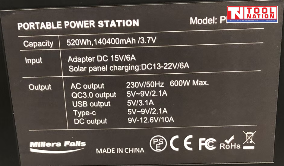 Close-up specifications and charging diagram graphic for the PPS600W showing power outputs, battery details and recharge options.